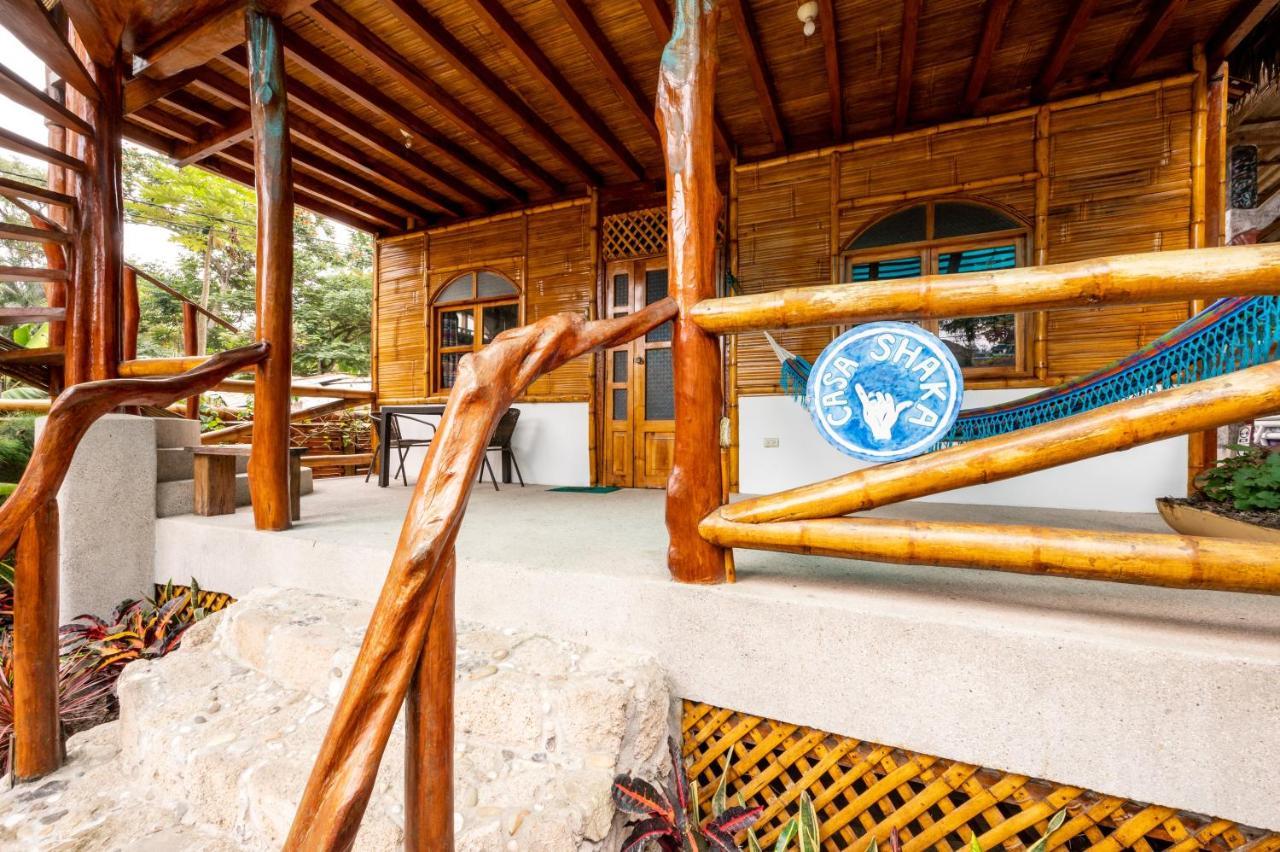 Casa Del Sol Vandrarhem Montañita Exteriör bild