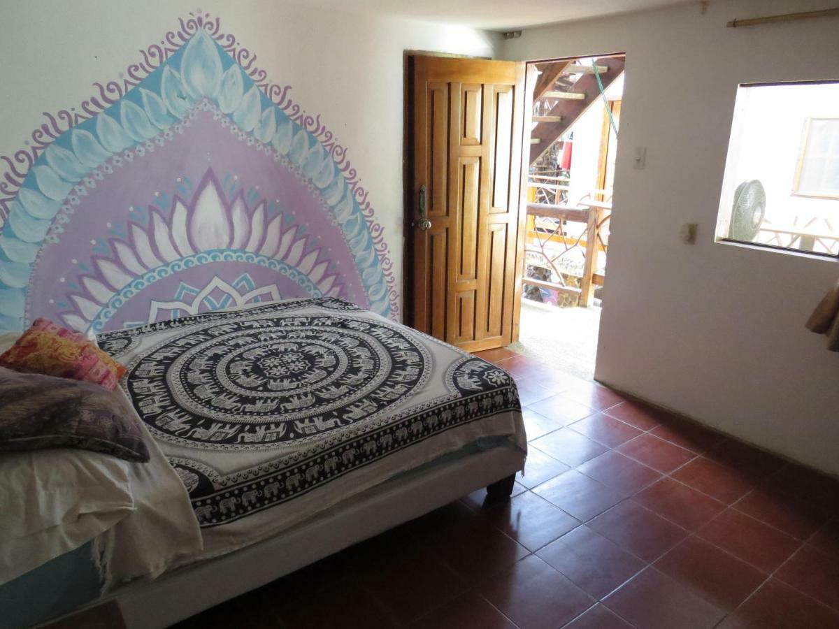 Casa Del Sol Vandrarhem Montañita Exteriör bild